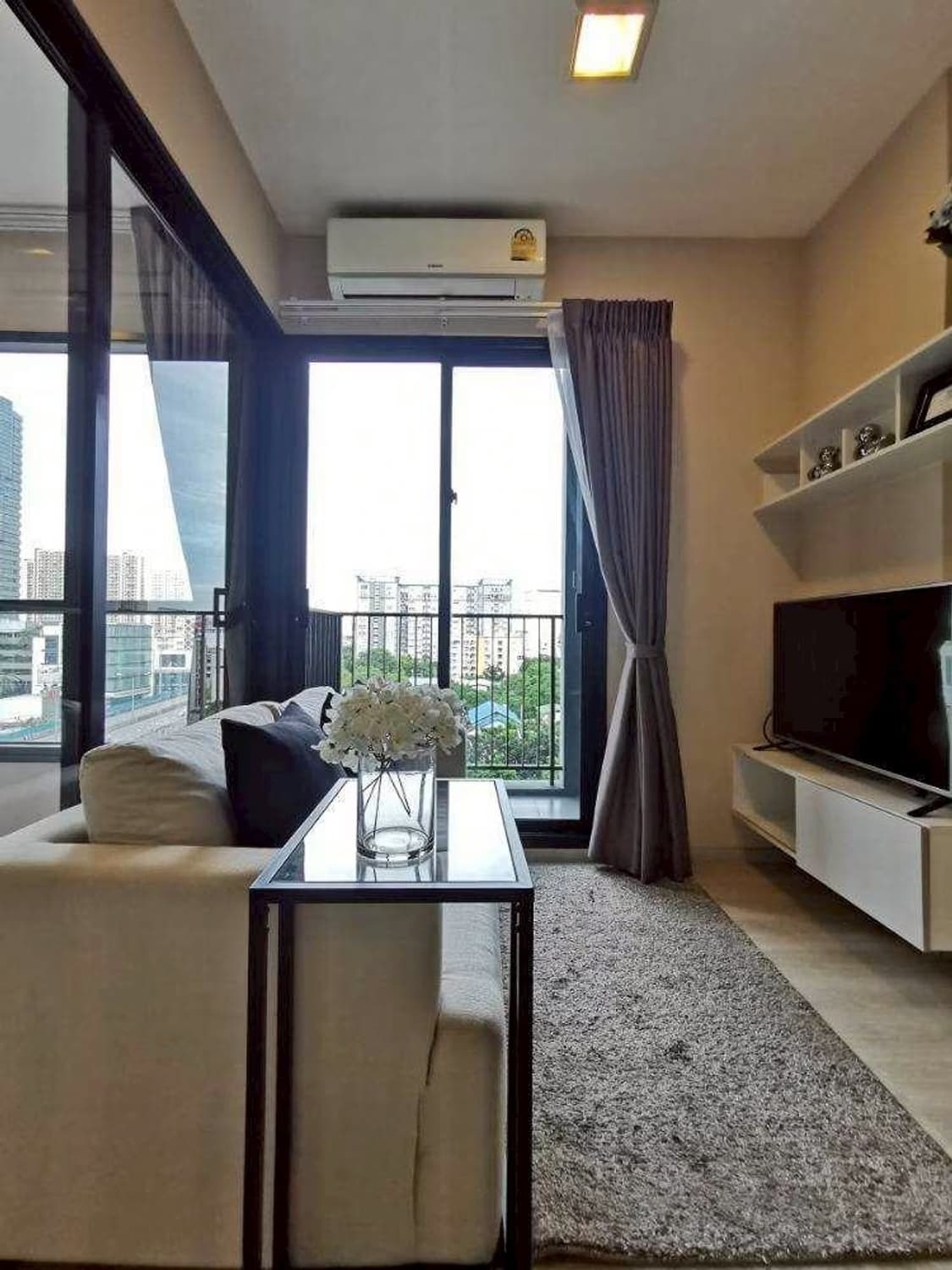1 ห้องนอน คอนโด สำหรับ ขาย ใน Huai Khwang - Image 12