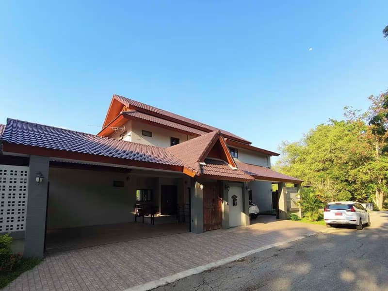 4 Bed House for Rent in Hang Dong
