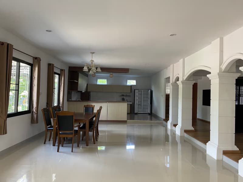 4 Bed House for Rent in Saraphi