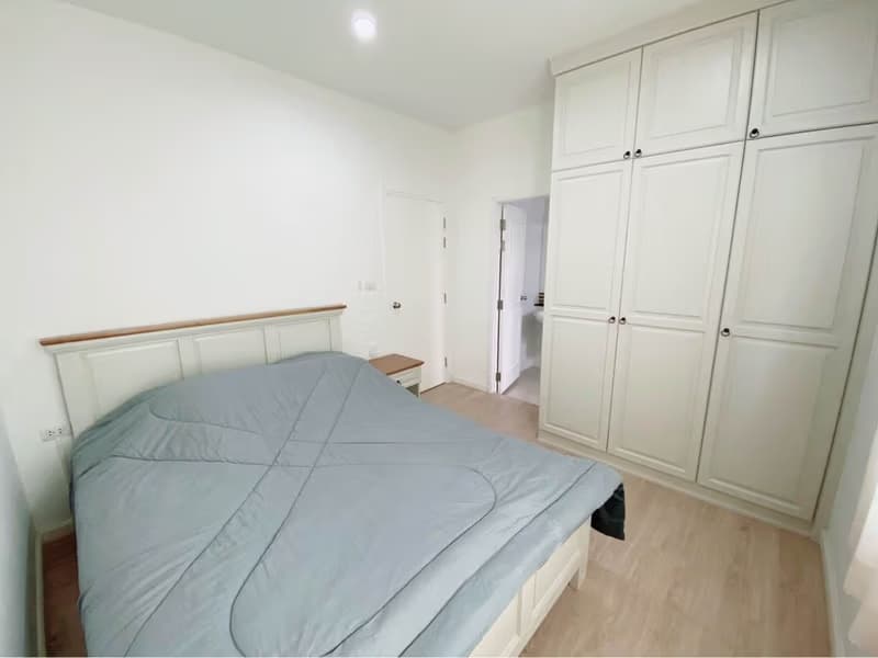 Townhouse for Rent at Premium Time Home Suanluang Rama 9  