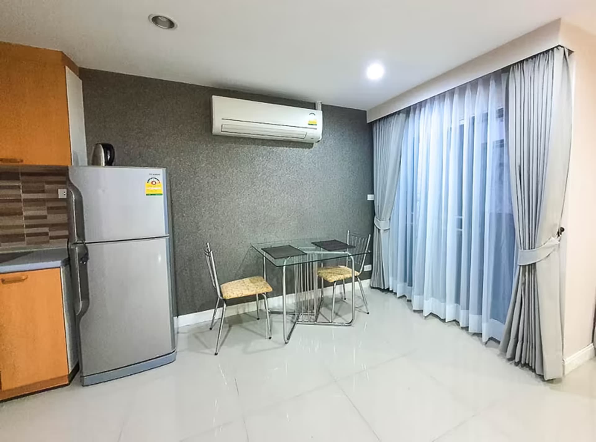 The Prime Suites Condominium - Image 5