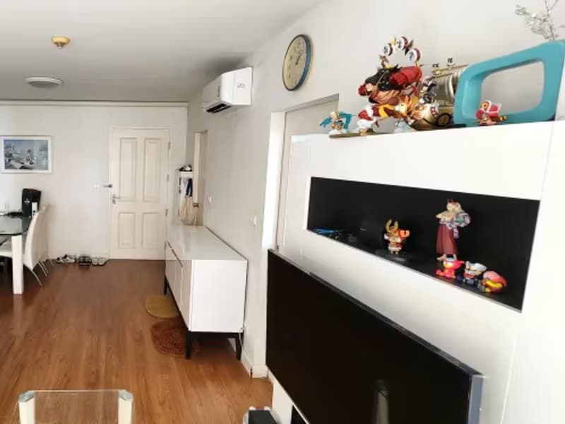 1 Bedroom Condo