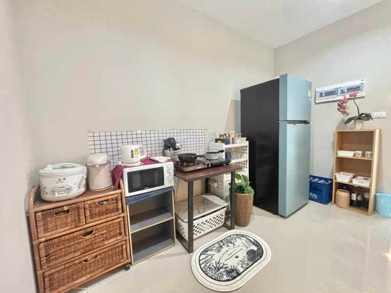 4 Bed House for Rent in Saraphi