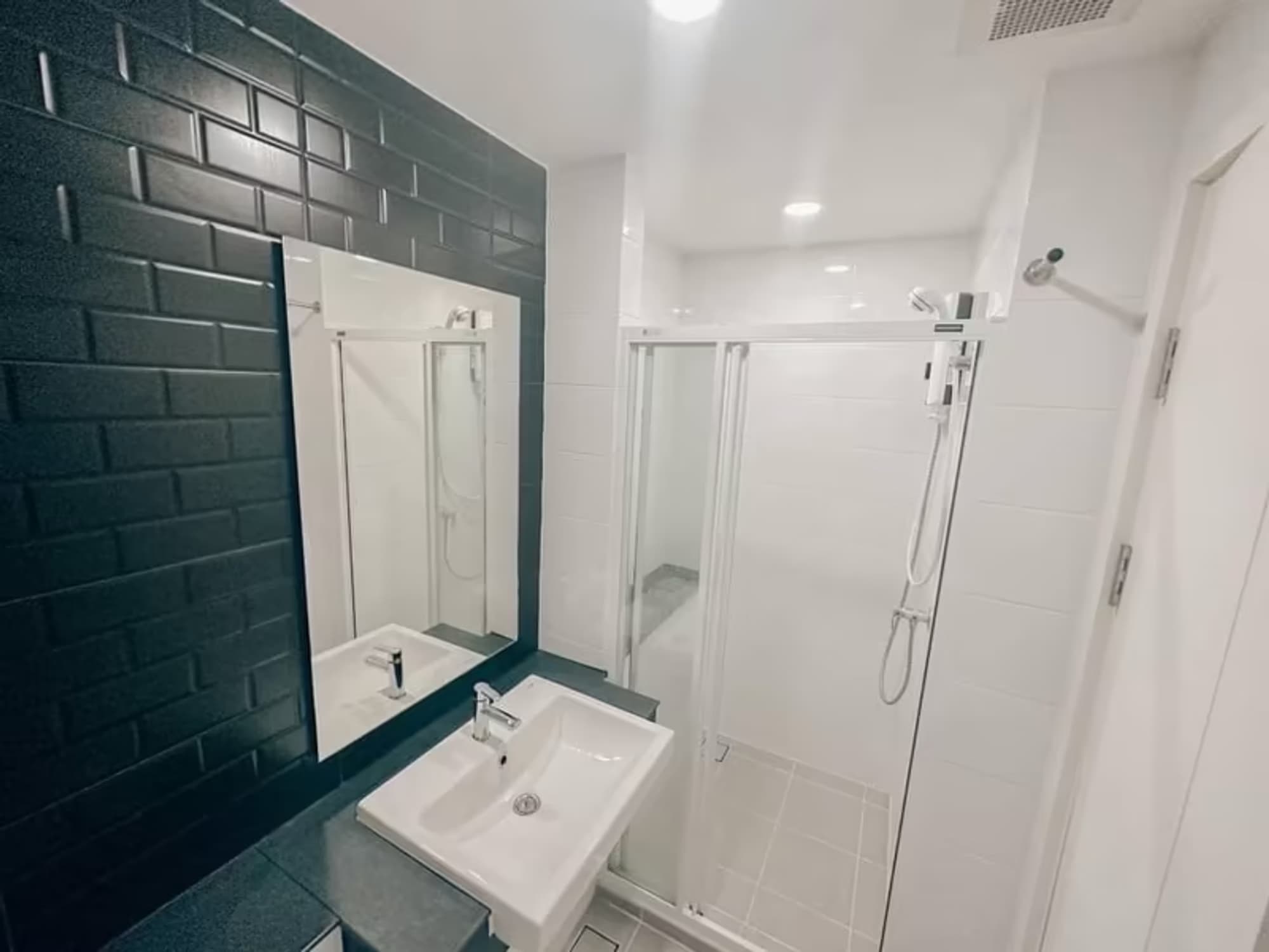  - Image 6