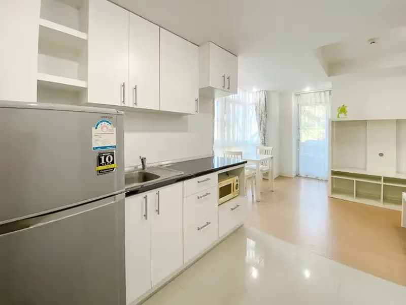 1 Bedroom Condo