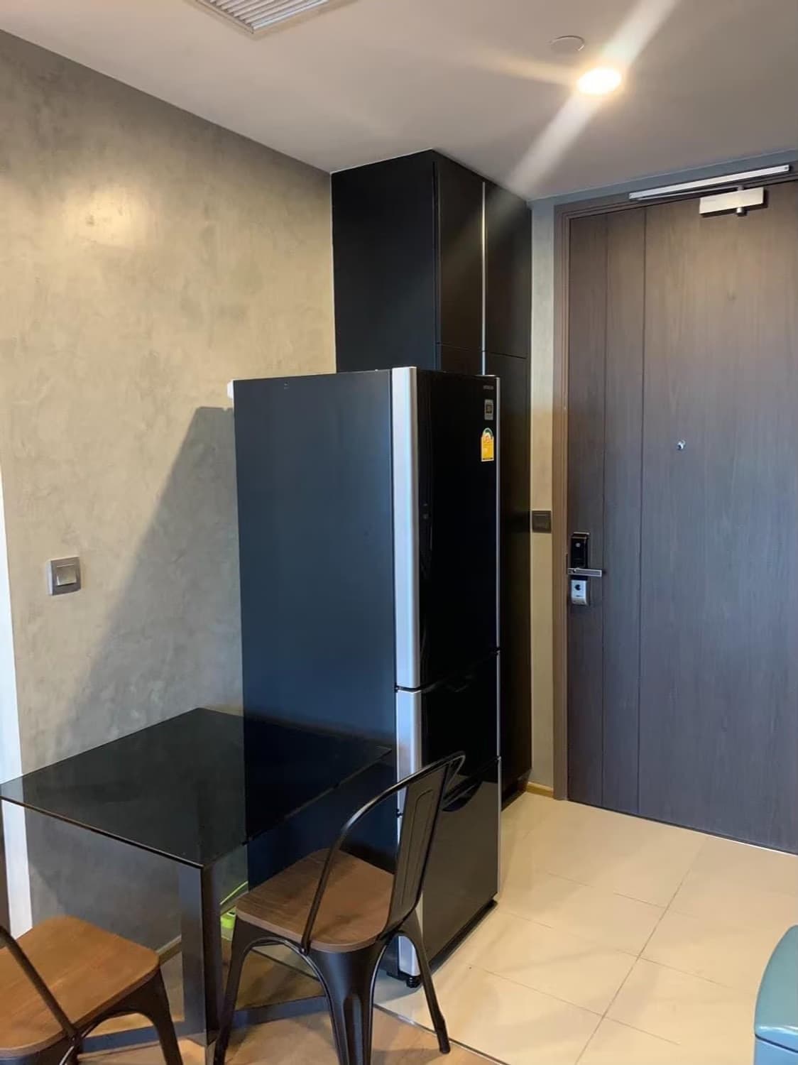 Studio Condo for Rent in Bang Rak - Image 7