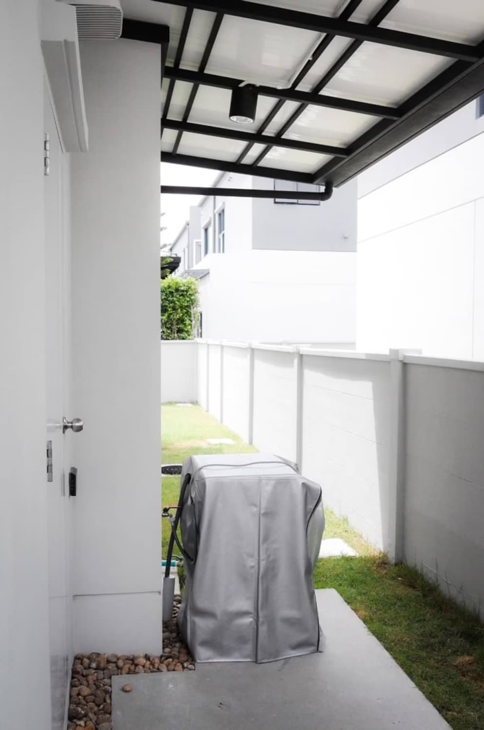 4 Bed House for Rent in Bang Phli - Image 10