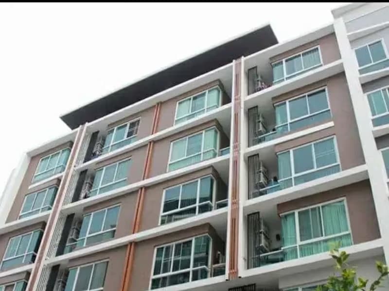 1 Bedroom Condo