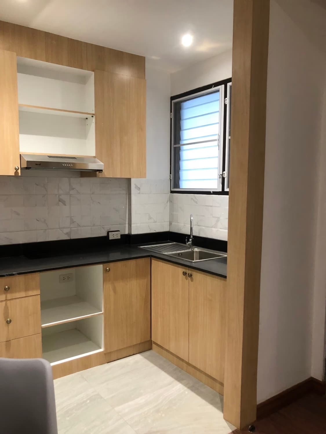 2 Bed Condo for Rent in Watthana - Image 4