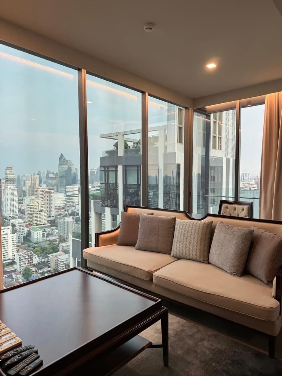 3 Bed Condo for Rent  Near Asok BTS - Image 6