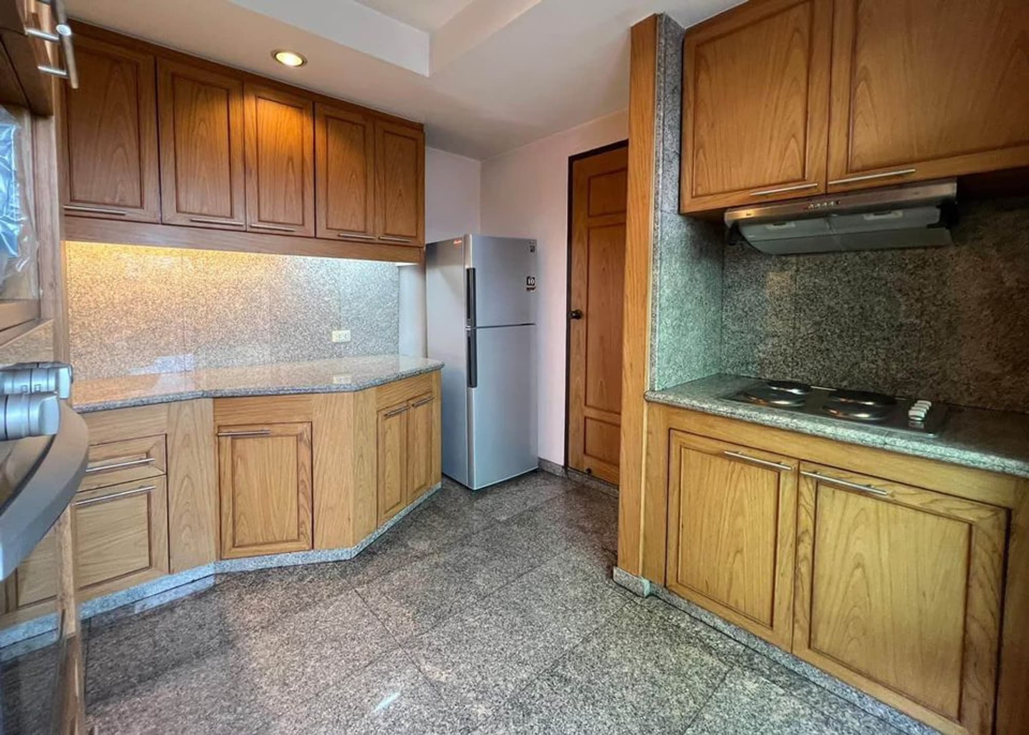Service apartment for Rent at Sawit Suites Apartment - Image 35