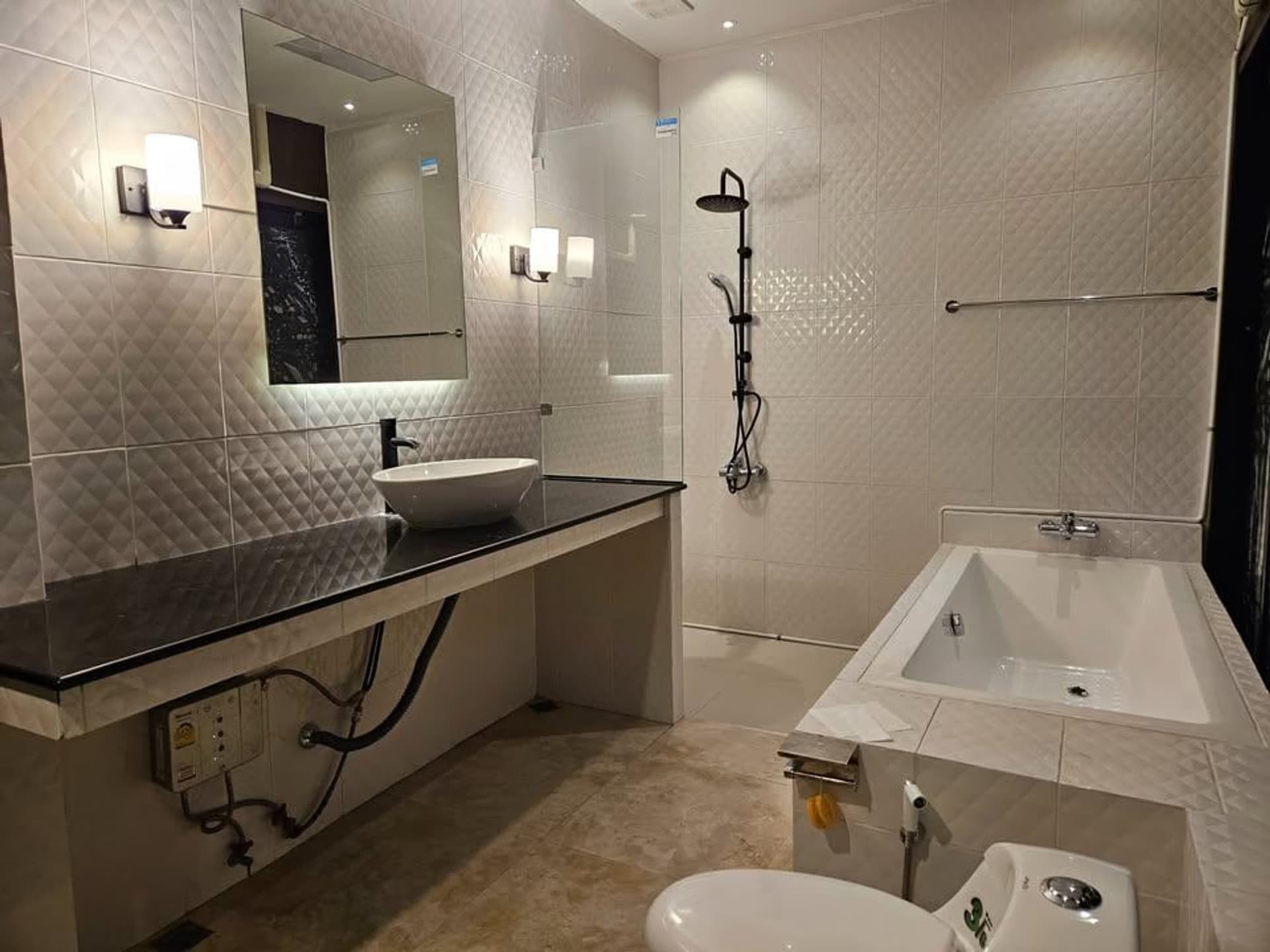 5 Bed Townhouse for Rent in Yan Nawa - Image 13
