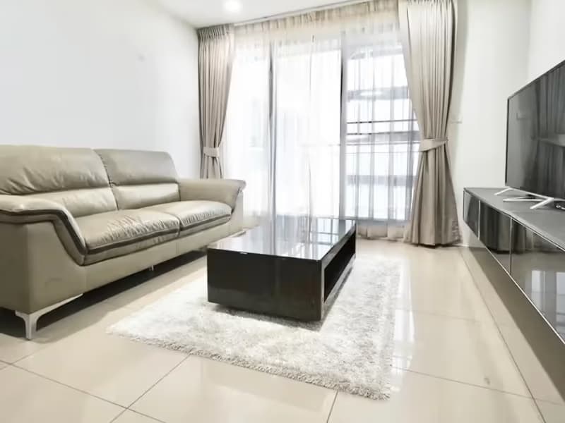 1 Bedroom Condo