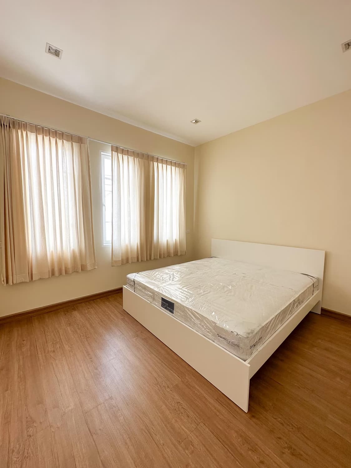 4 Bed House for Rent in Mueang Chiang Mai - Image 7