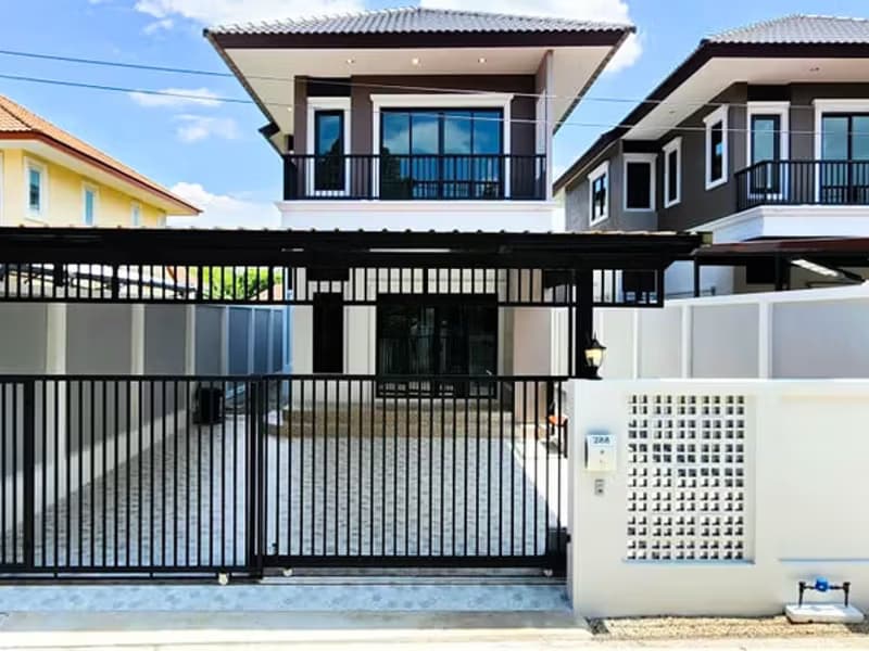 4 Bedroom House
