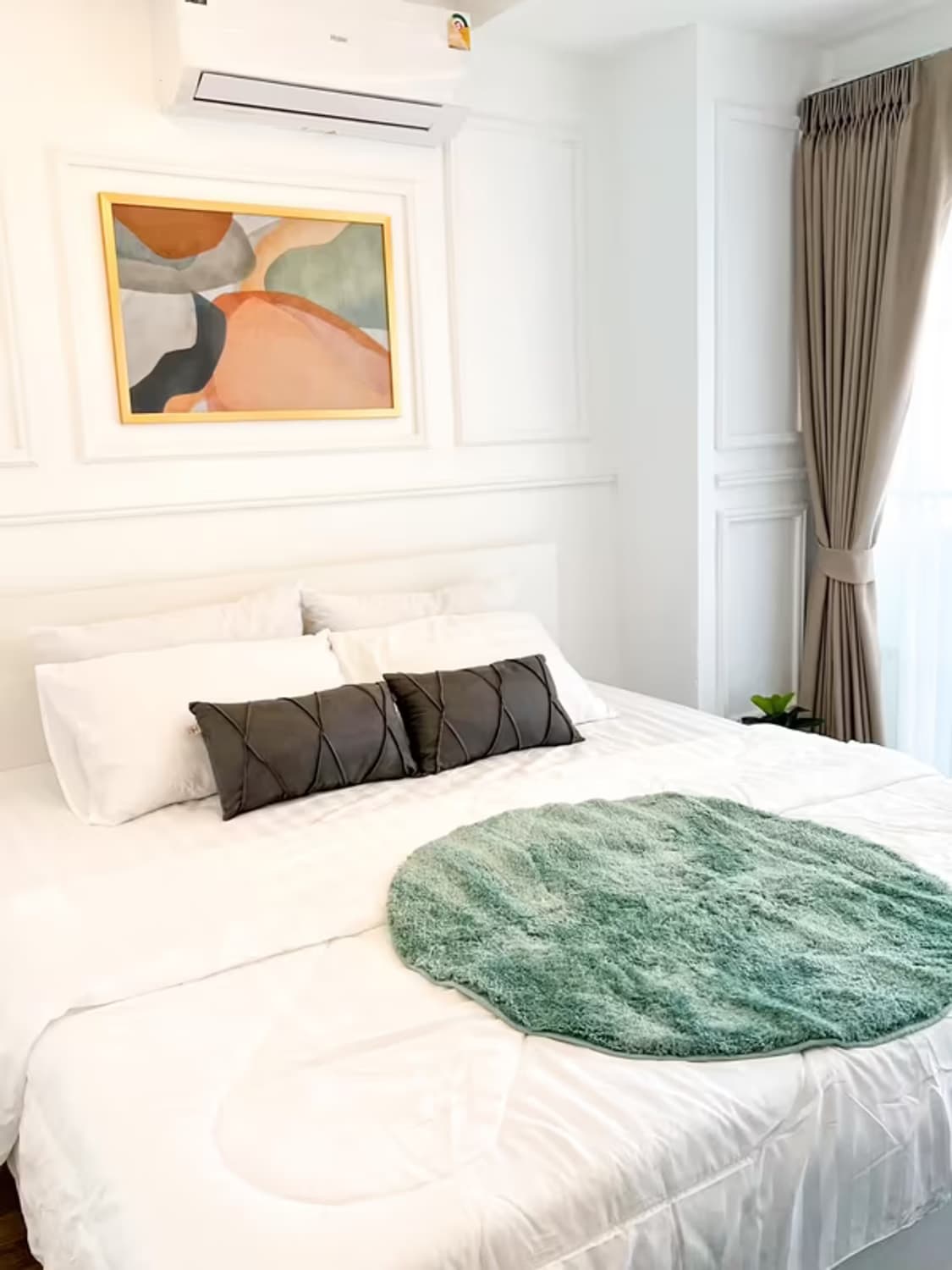 1 Bedroom Condo - Image 4