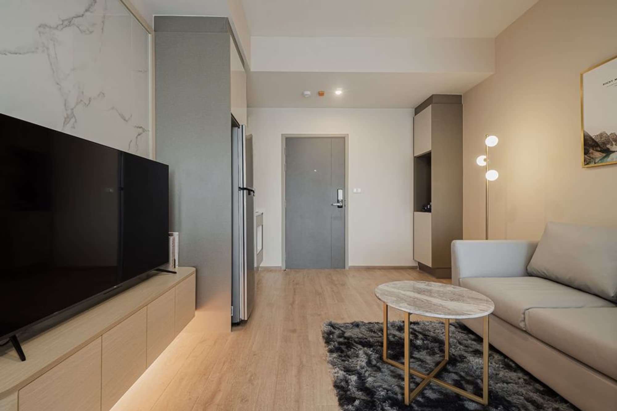 1 ห้องนอน Condo สำหรับ ขายและจำหน่าย ใกล้ Phra Ram 9 MRT - Image 4