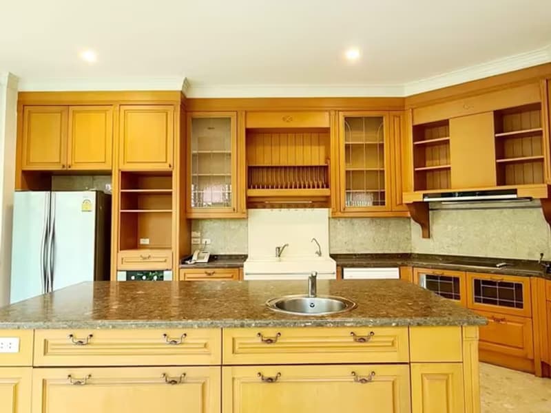 detached_house