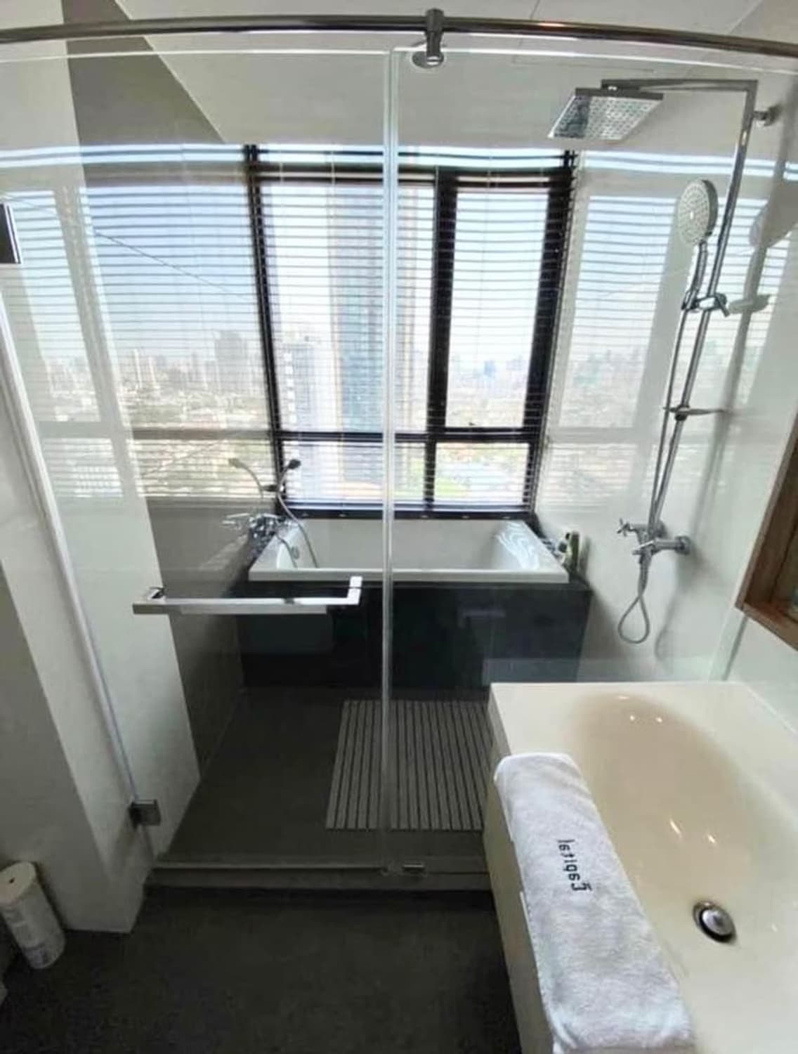 Condo for Rent at The Capital Ekamai-Thonglor   - Image 9