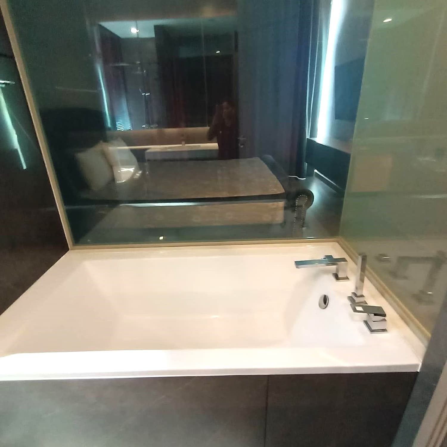 2 ห้องนอน คอนโด สำหรับ จำหน่าย ใน Huai Khwang - Image 4