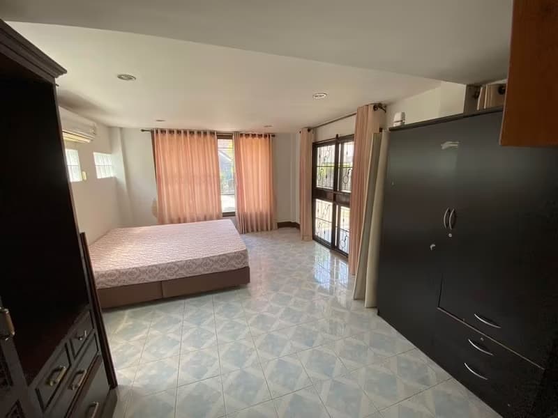 House for Rent in San Phak Wan, Hang Dong.