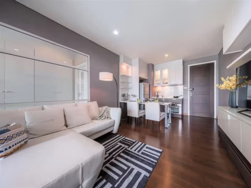1 Bedroom Condo