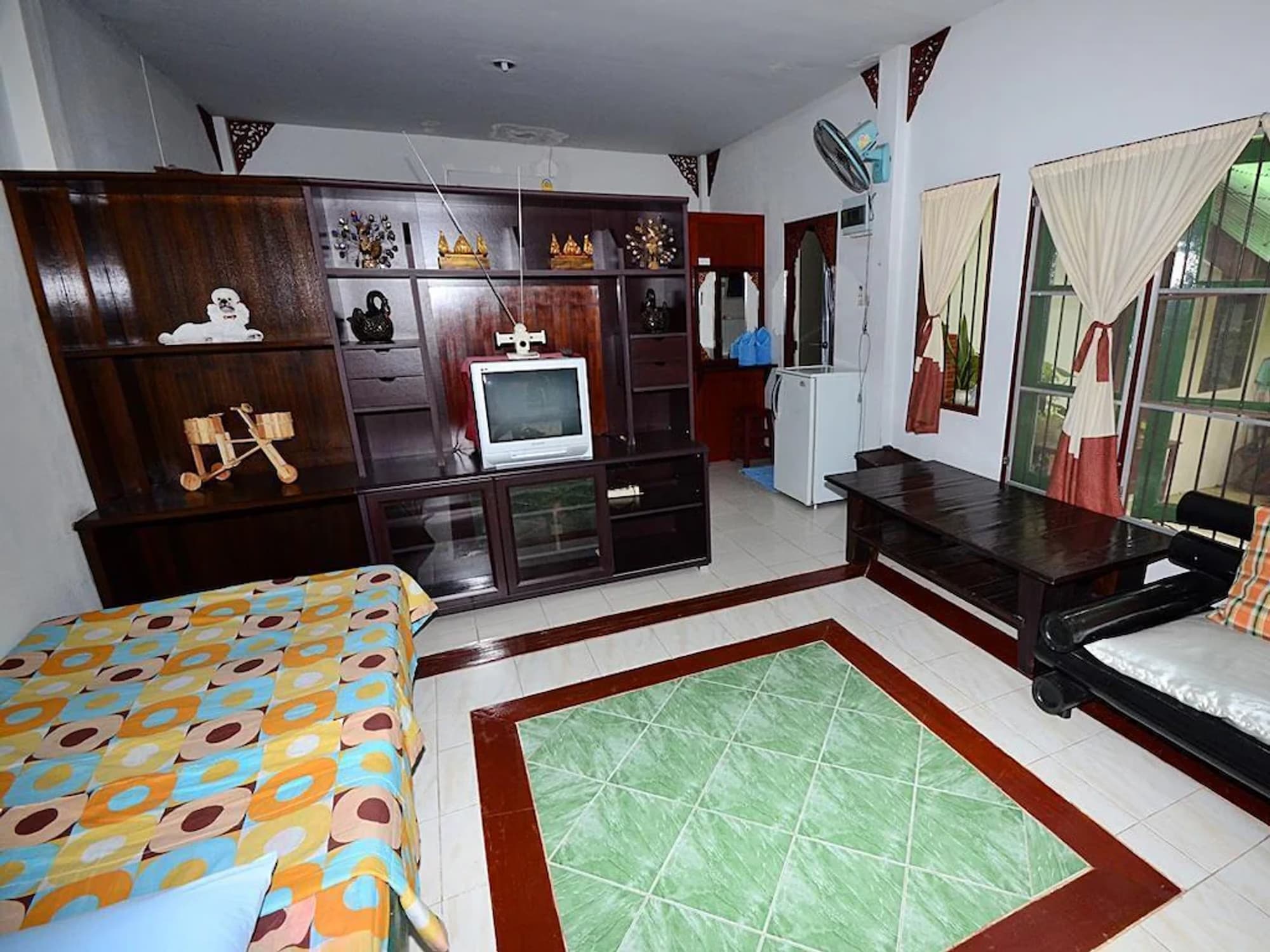 4 Bed House for Rent in San Kamphaeng District - Image 14