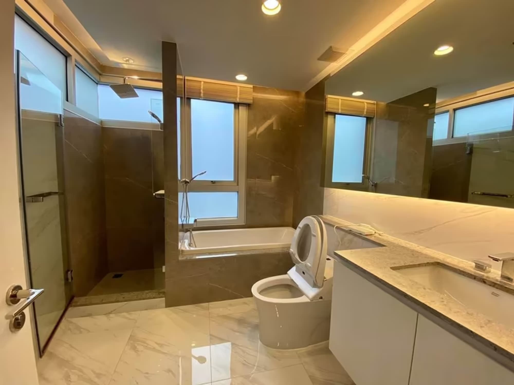 2 Bedroom Condo - Image 4