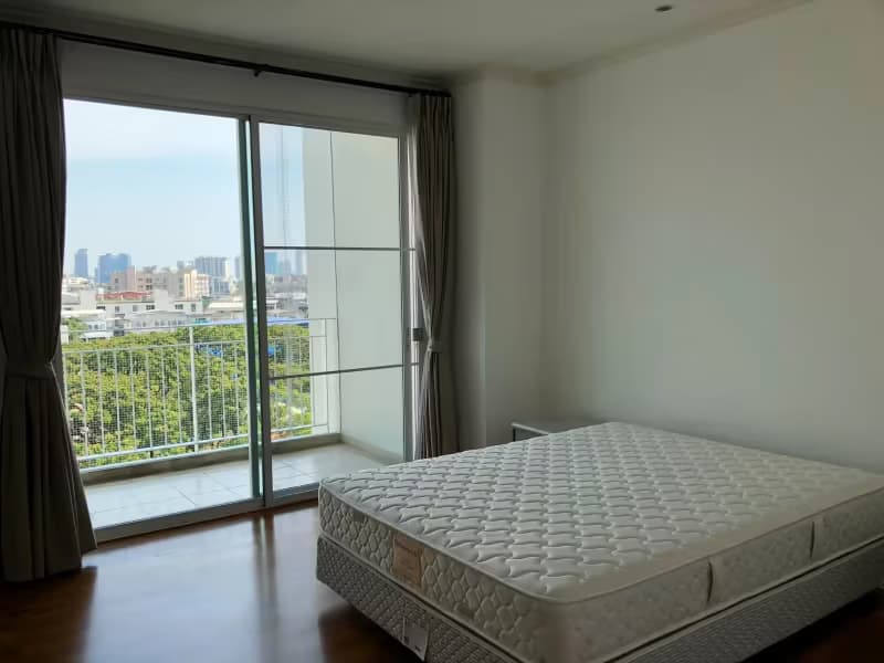 3 Bedroom Condo