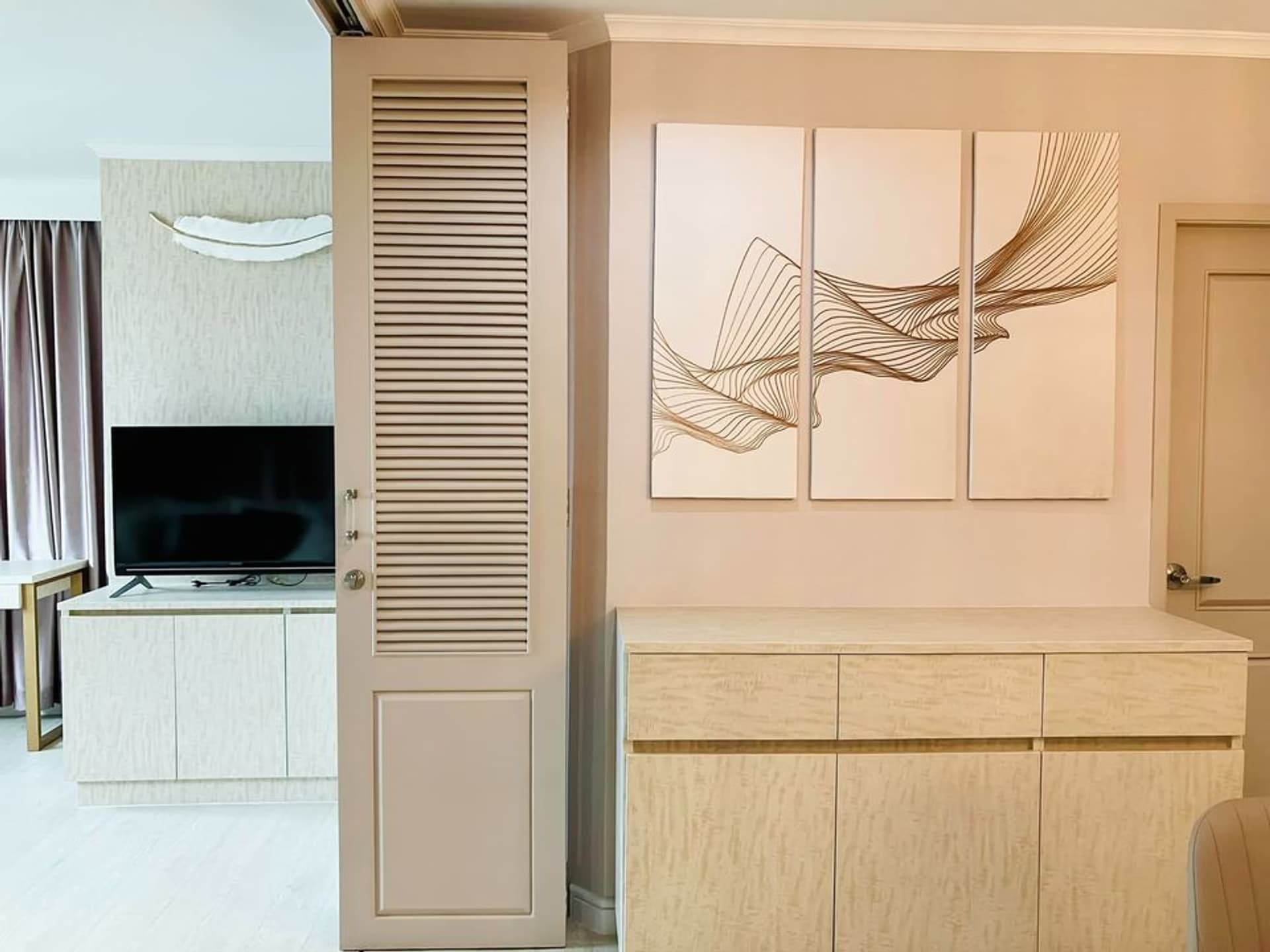 1 ห้องนอน Condo สำหรับ ขาย ใกล้ Sala Daeng BTS - Image 6