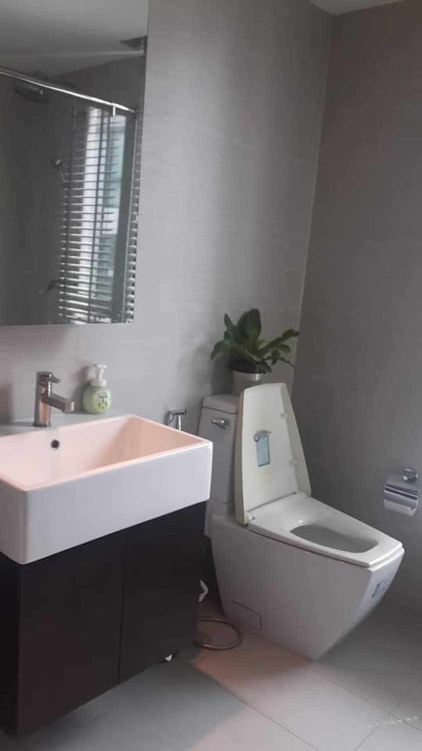 Condo for Sale at Issara@42 - Image 5