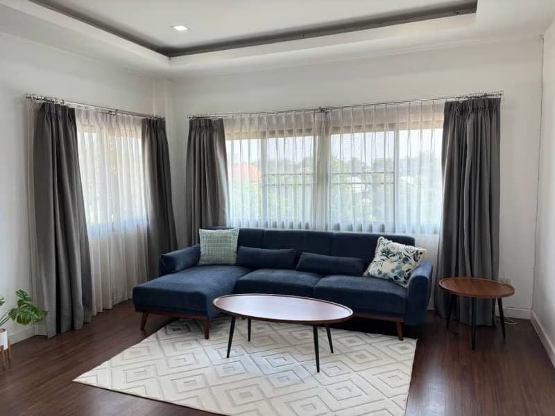 5 Bed House for Rent in Mueang Chiang Mai