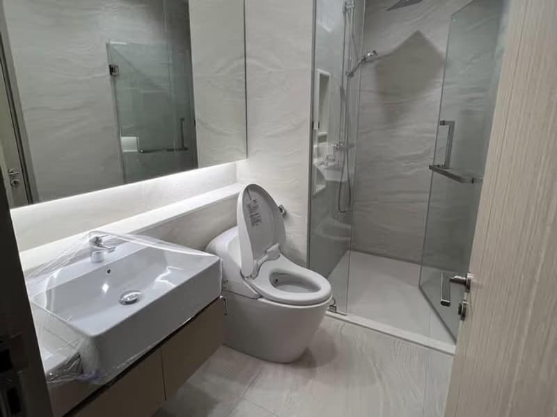 2 Bed Condo for Rent in Ratchathewi