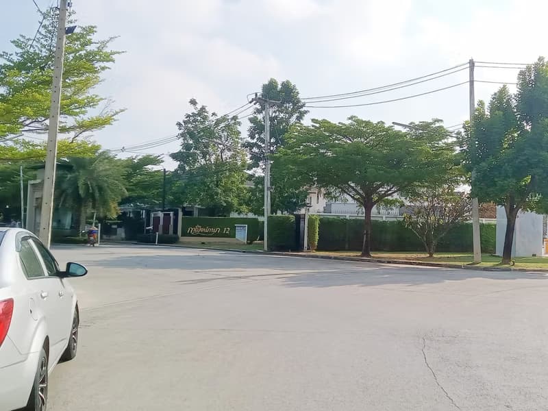 5 Bed House for Sale in Saraphi
