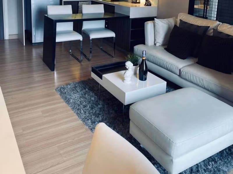 Urbano Absolute Sathon-Taksin