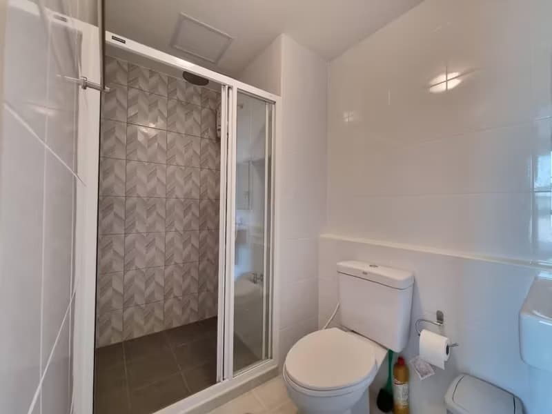 1 Bedroom Condo