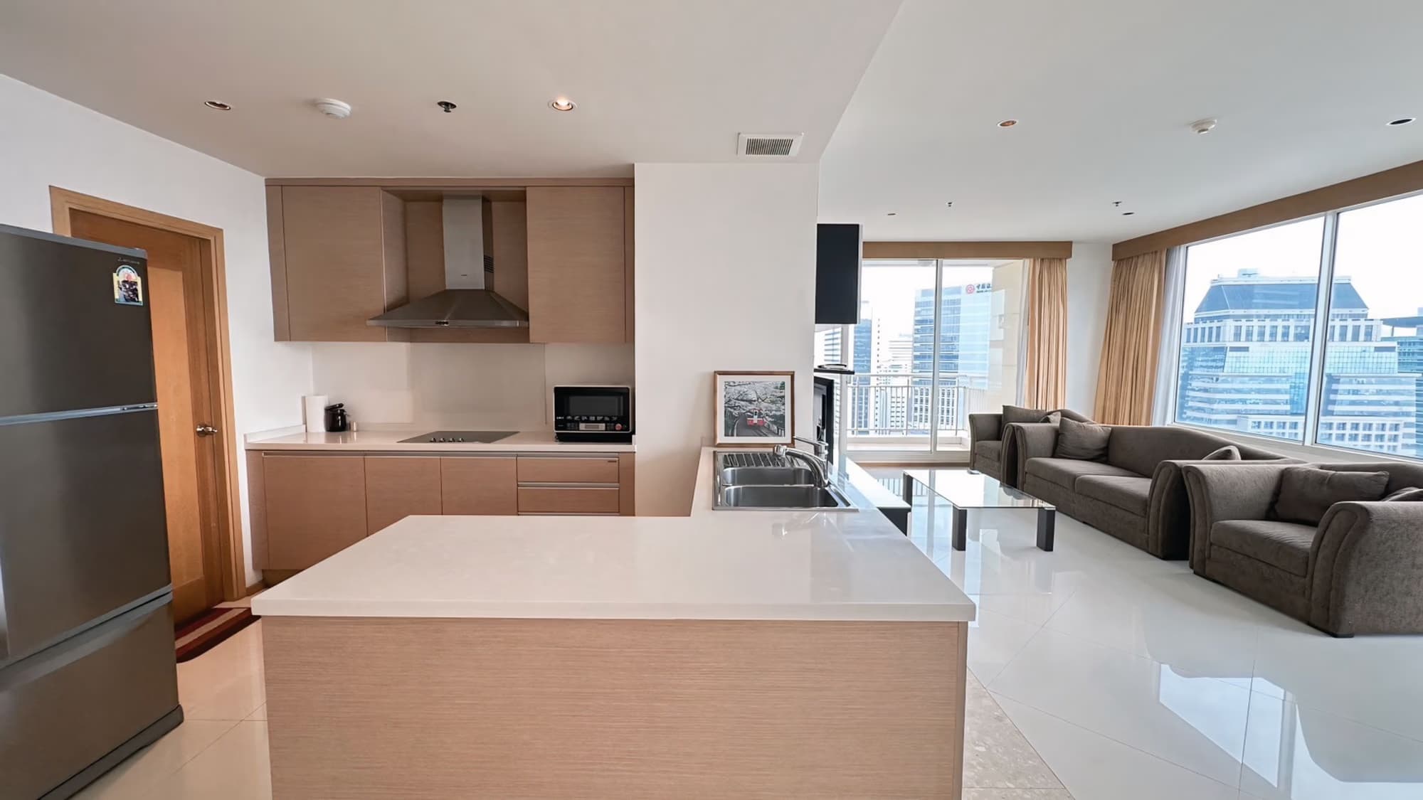 3 卧室 公寓 用于 出租 在 Sathon - Image 4