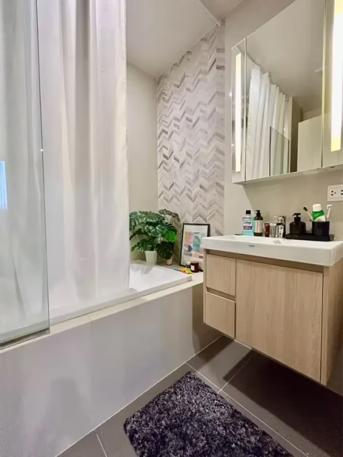 1 Bedroom Condo - Image 7