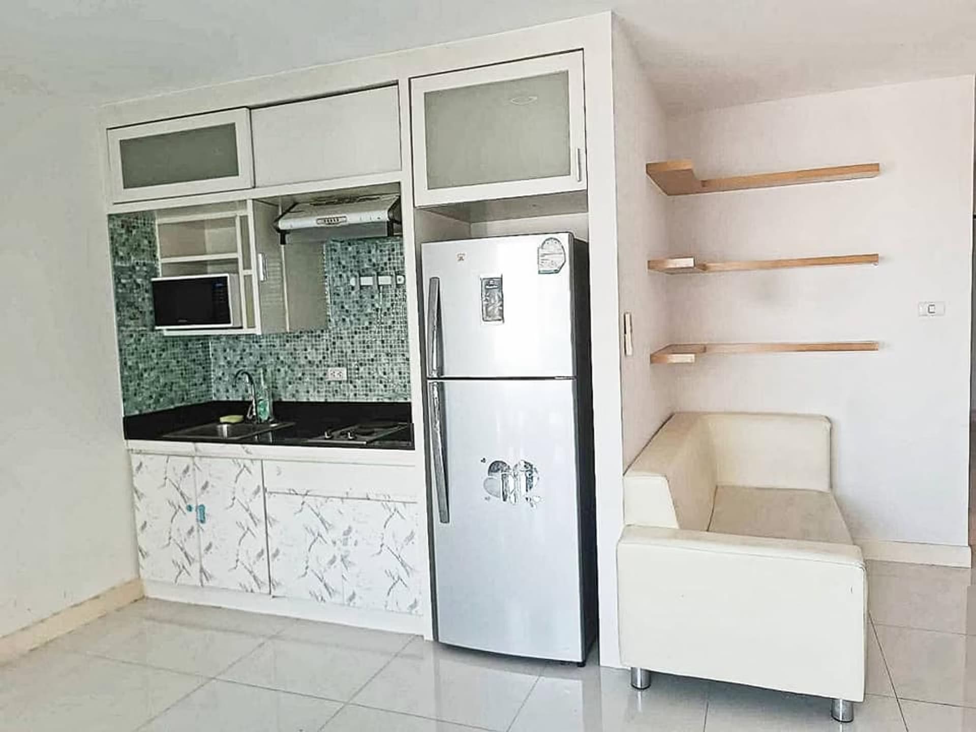 Condo for Rent, Sale at The Green 2 Condominium - Image 2