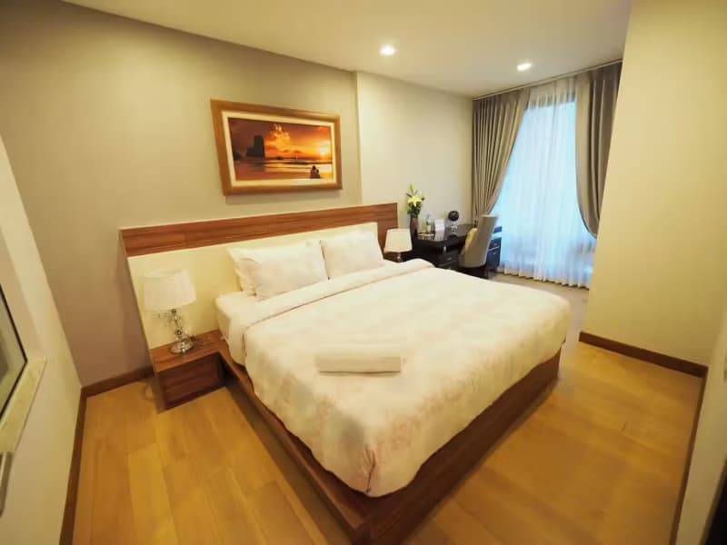 1 Bedroom Condo