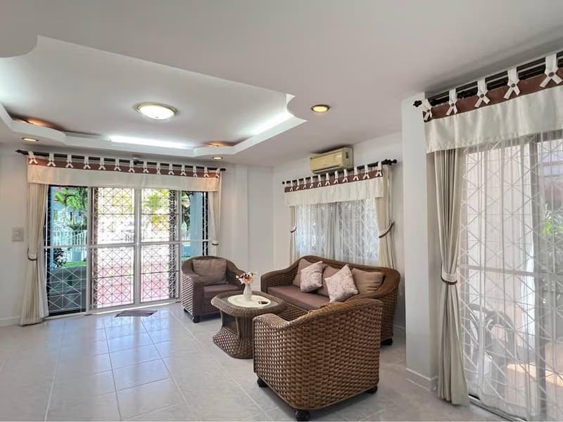 4 Bed House for Sale in San Sai