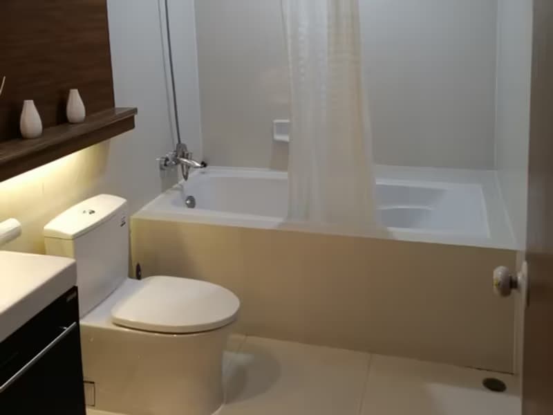 1 Bedroom Condo