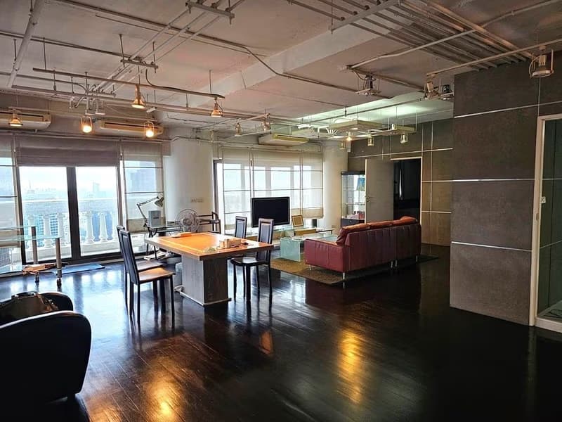 2 Bed Condo for Sale in Bang Rak