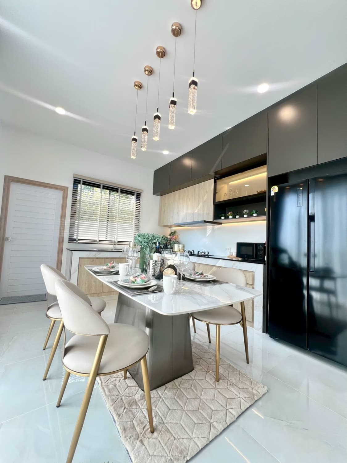 4 Bed House for Sale in Hang Dong - Image 4