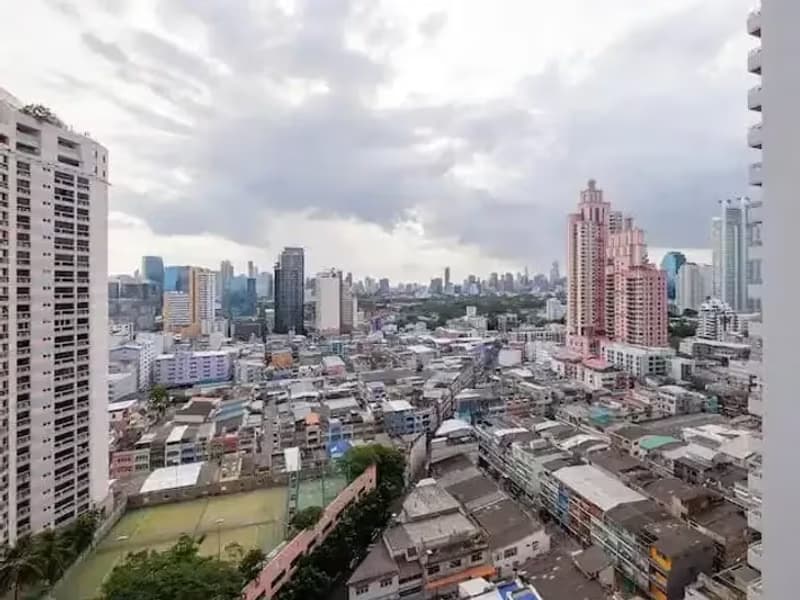 1 Bedroom Condo