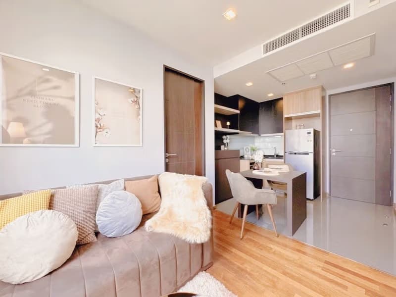 1 Bed Condo for Sale in Ratchathewi