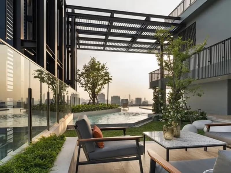 Condo for Rent at XT Phayathai