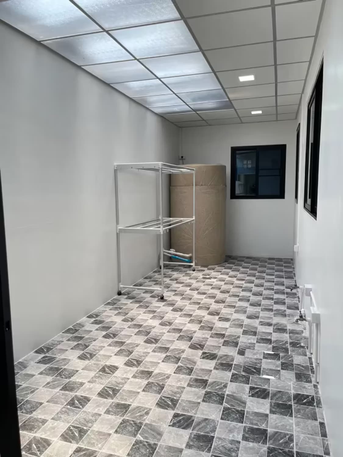 4 Bedroom House - Image 3