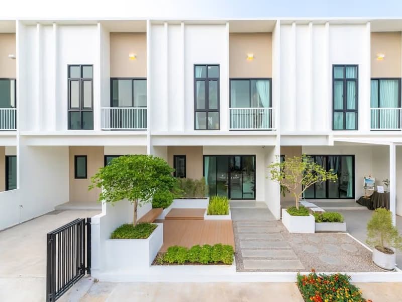 3 Bed Townhouse for Sale in Mae Rim District