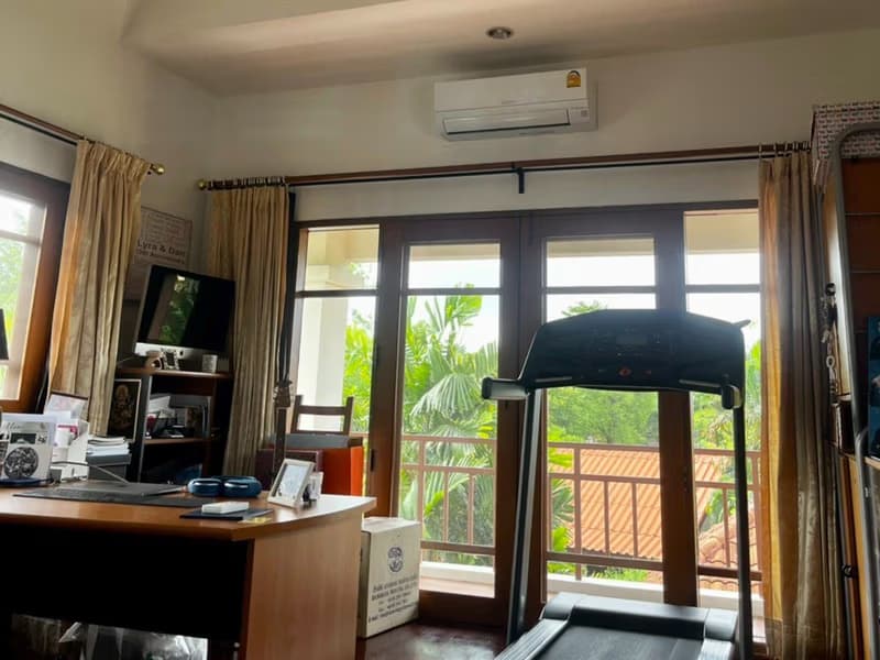 4 Bed House for Rent in Suan Luang